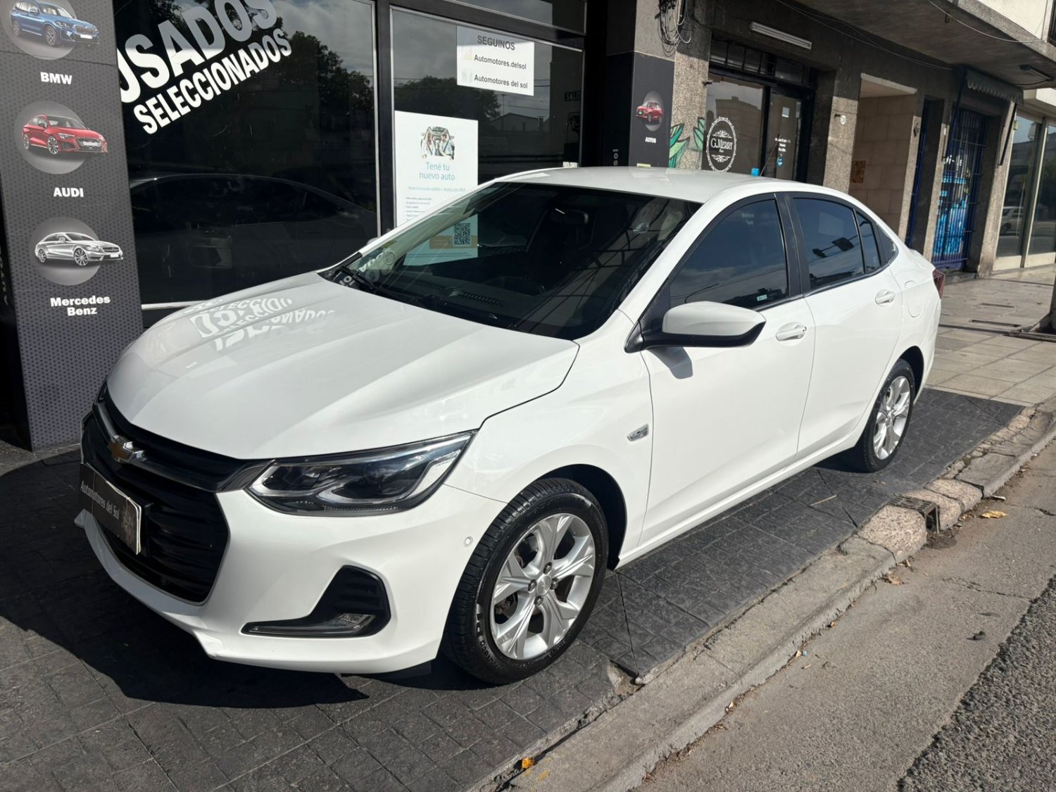 Chevrolet Onix Premier